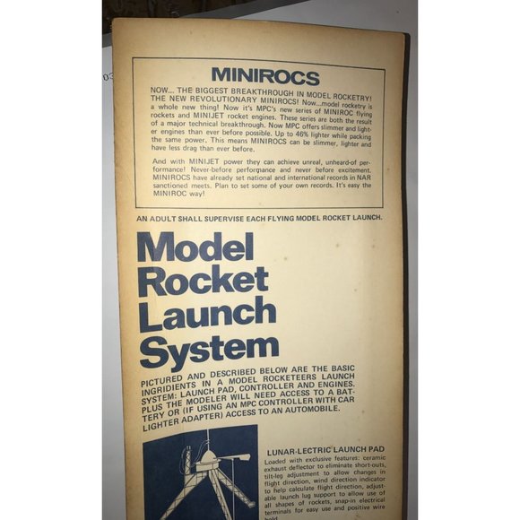 Vintage Delta-Katt - MiniRocs Flying Model Rocket Kit - Balsa Parts - Picture 3 of 5